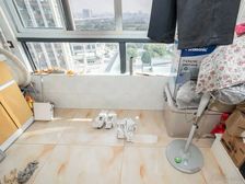胜悦嘉苑(东苑) 3室2厅2卫 精装修 278万元