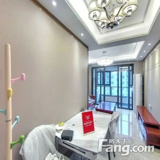 电梯房 恒大上和府 精装两居 婚房出租 配套齐全