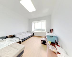 东景家园 3室1厅 西南