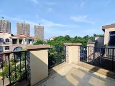 富力湾三层精装别墅,带前后花园大露台,家私家电齐全,拎包入住