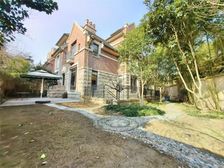 (诺德安达双语学 校旁)英伦风格,5间套房设计,全明采光好