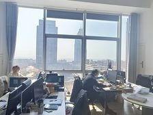 协信中心160平8万/年南向