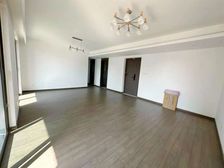 临江地块 次新小区 就读外国语 高楼层采光充足 临地铁