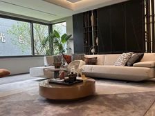 保利天汇 4室2厅2卫 精装修 480万元