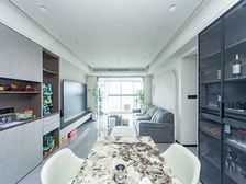 华富村精四房,业主诚心出售,高楼层,价格能沟通。