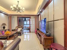 高端豪宅大平层90 豪装全送,价格可谈带车位此楼层阳台可扩建