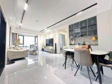 近一歪丶精装拎包入住(带车位)来电可少价丶中央公园丶近地铁