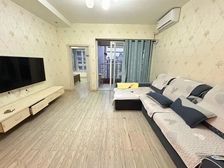 距离龙湖天街150 正规大两房出售 证在手业主降价出急售