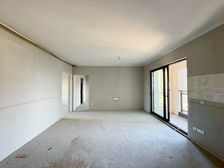 210 210 江政务中心旁次新小区大四 这个价格哪里找啊