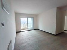 西著七里六组团 3室2厅2卫 精装修 107万元