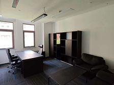 50平精装、两月免租,国资孵化器政策扶持,办公配套齐全