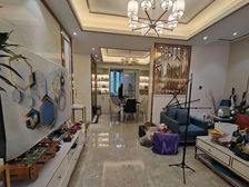 新出笋盘丨南北通两房丨 税费各付丨普宅丨带固定车位丨满五