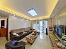 深高北汇龙湾四房,业主诚心出售,价格可以谈