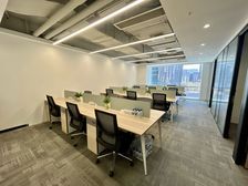 特价房 新街口商圈 商茂世纪165平精装带家具 正对电梯口