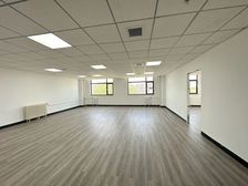 国企京环大厦 亚奥关庄 24时空调 车位充足 配办公家具