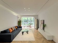 内环边 地铁口 飞机户型 中间位置正对小区花园的位置