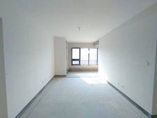 急售!现房! 位置!地铁口!门口历二!观山房!随时可看!!