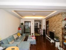 星云小区 67.83平2居 南向精装修 随时签约