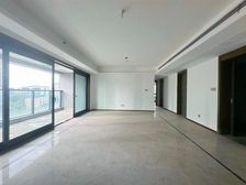 南岸区 长嘉汇两江峯 四房 320万