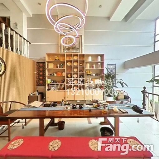 联排别墅 挑空客厅 精装修 随时入住 随时看房