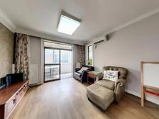 新式小洋房双卫格局 环境好 低容积产权清晰 高楼层采光充足