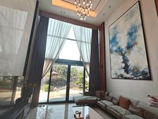 如此356平豪华大别墅1280W即可,300多平临湖大花园!