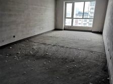 鑫和花园16层小高顶跃毛坯大四室带双平台带露台