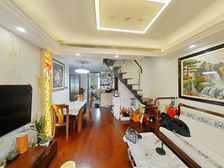 华夏西.校2016年次新小区,精装送阁楼,满五 ,房东诚心