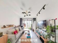 次新小区,板式户型,精装全送,南北通,带车位,看房方便价可谈