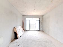 产证在手,户型好,看中可谈,近地铁口菜市场,有钥匙