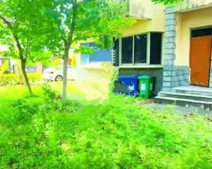葵花苑独栋别墅,楼旺位置,面中庭花堂,占地500多平,诚售