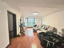 金沙雅苑滨湖世家非常正气,楼层好、采光佳,让您居住非常舒适!