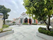 凤凰城凤雅苑小独栋 两层户型 位置安静 新装修 可拎包入住