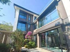 龙光精装大别墅 独门独院 带前后花园露台 车位 随时看房