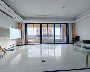 蓝光雍锦半岛 正规商品房 次新小区 精装好房 出行方便