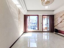 天越湾 3室2厅 185.76平