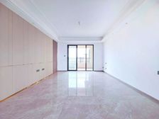 和昌优地 精装大四房 单价很低 业主着急价格可谈