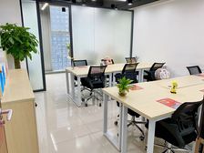 精装修丨珠江新城CBD南向办公室丨拎包办公