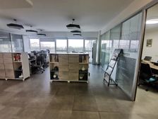 东四环外朝阳路 220平米办公 南北通透采光 可注册 随时看