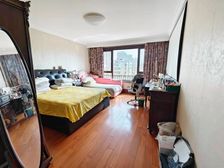 中海紫御观邸 医疗配套成熟 商业配套齐全 近地铁 房龄新