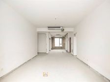 急售!凯佳公寓 2016年中间位置 顶楼带露台 全新钥匙看房