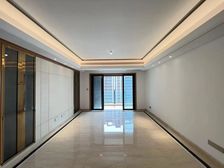 南岸区 长嘉汇四期 四房 235万