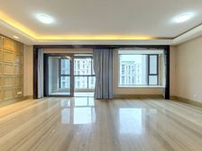 嘉誉湾 正规4居 拎包入住 婚房必看 社区环境好