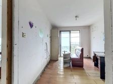 距地铁口500 ,房东诚意售房,付款好价格可谈,本人实拍!!