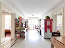 中海八里臺 三室南北通透 精装修 私产满5年 诚意出售