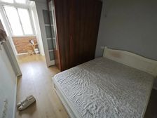 次新小区 42中大门口 临近10号线附近 装修清爽 拎包入住