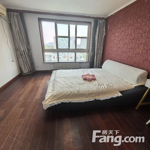 回龙观 龙泽 华联商厦 集中供暖 电梯高层 龙泽苑主卧独卫