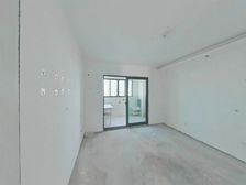 高行 电梯房 商品住宅 小区新 南北通透 临地铁 中间好楼层