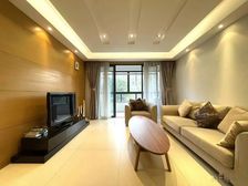 新上飞机户型颜值房99得房率!带充电车位!低于市场价100万