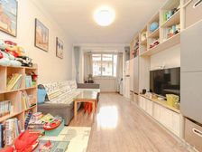 精装修拎包入住已买急卖户型房东价格好谈恭候您的光临。